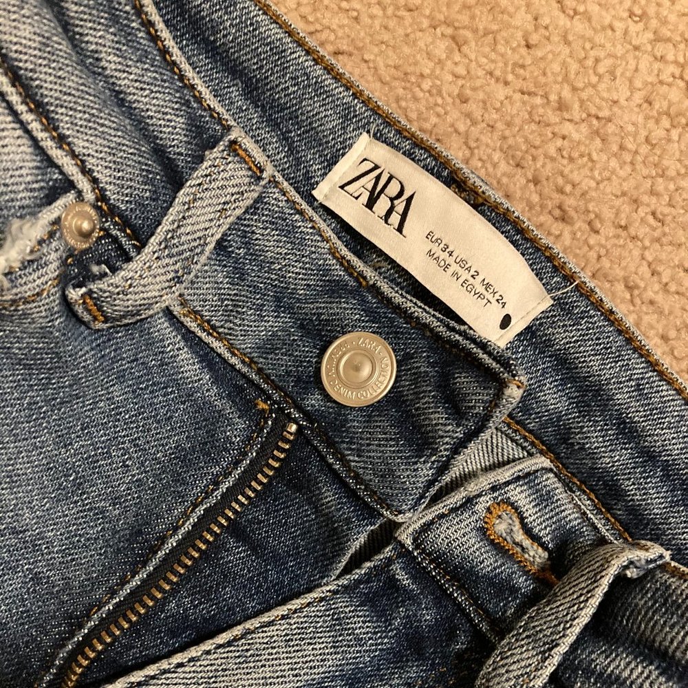 Zara Distressed High Waisted Jeans